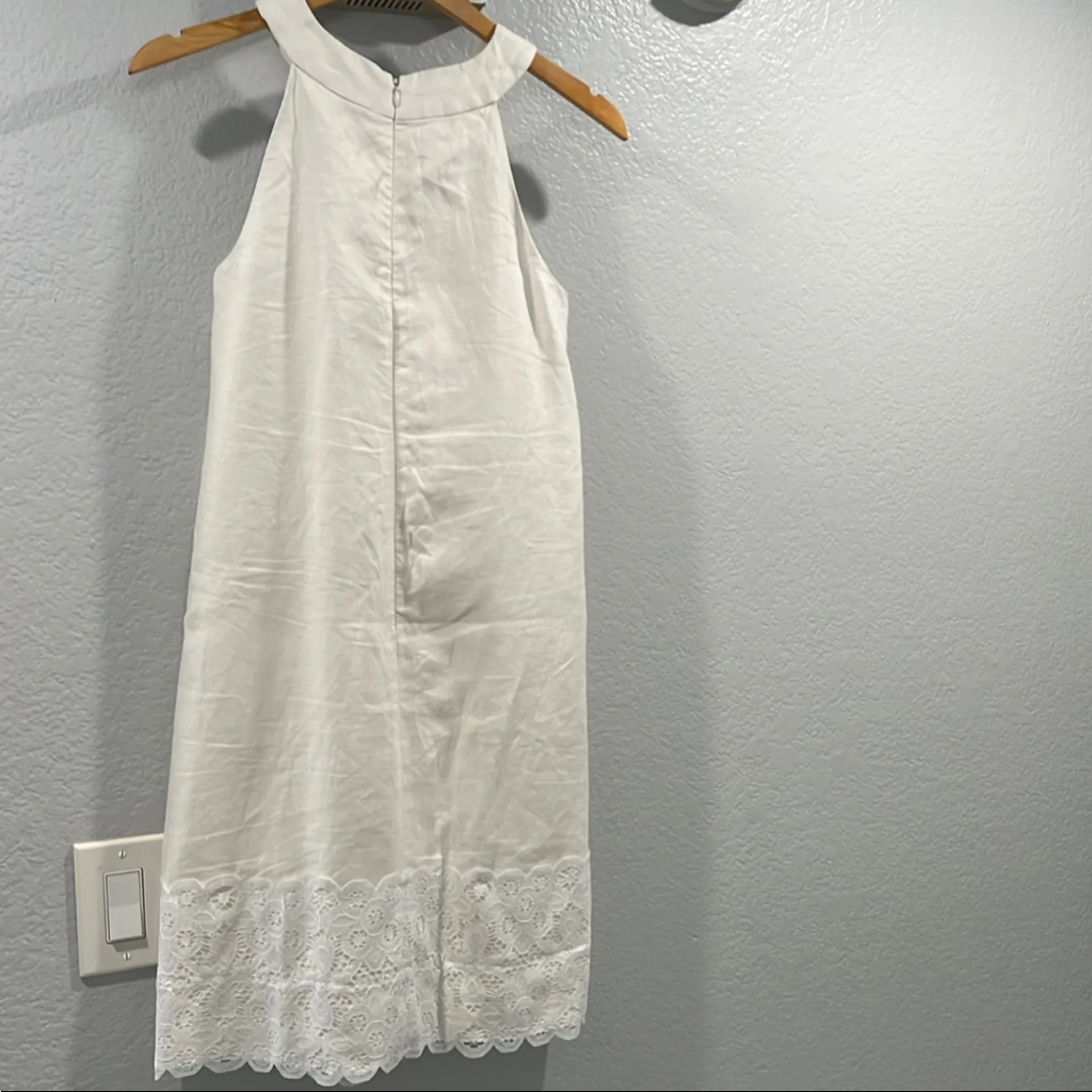 Maggy London Cream white Sheath Maxi Dress with Mandarin Collar - Image 2