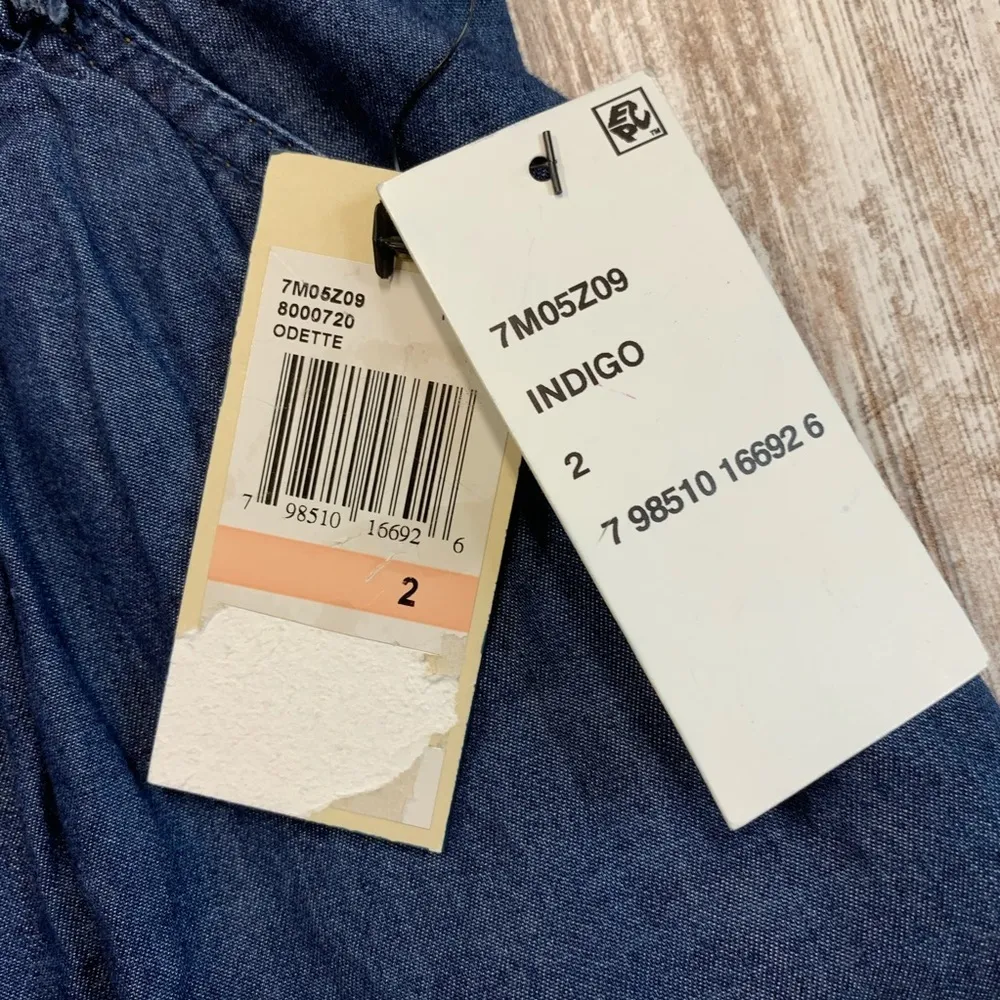 Max Studio  NWT London Indigo Odette Chambray Shorts Size 2 - Image 5