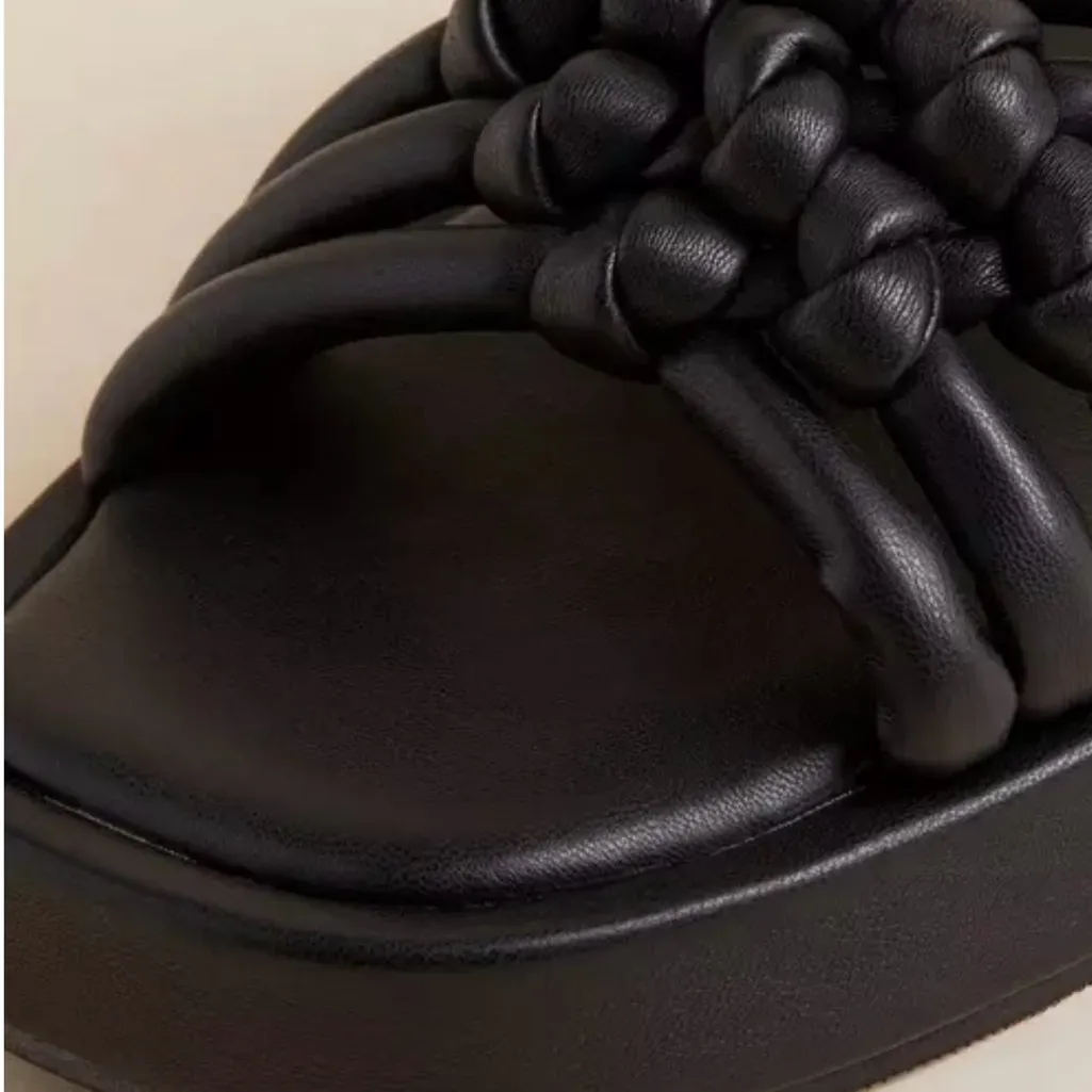 Torrid NWT  Black Knotted Slide Sandals - Image 4