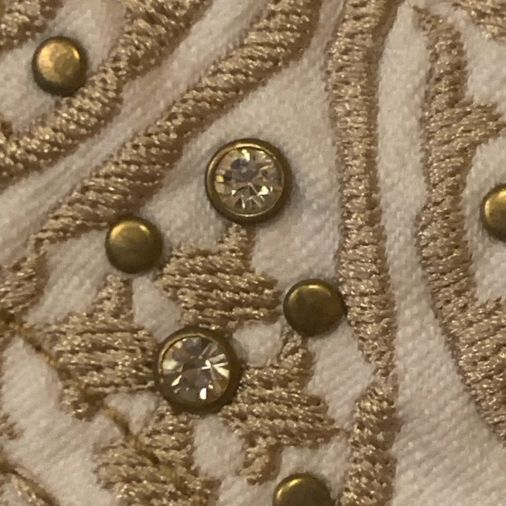 Tru Luxe NWT Jeans 10/30 White Naples Skinny Crop Embellishment on Back Pockets - Image 11