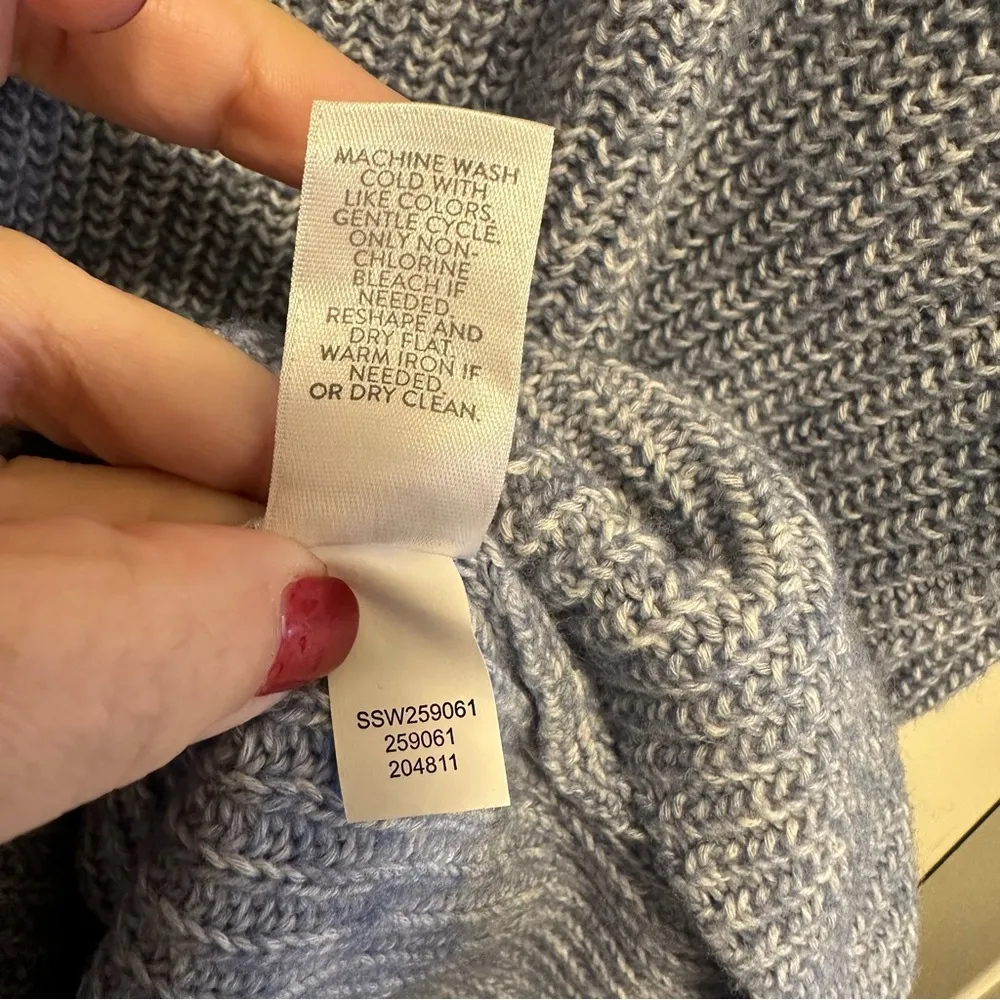 J. Jill Button Cardigan Relaxed Fit Long Sleeve Blue/White Women's Size Medium - Image 6