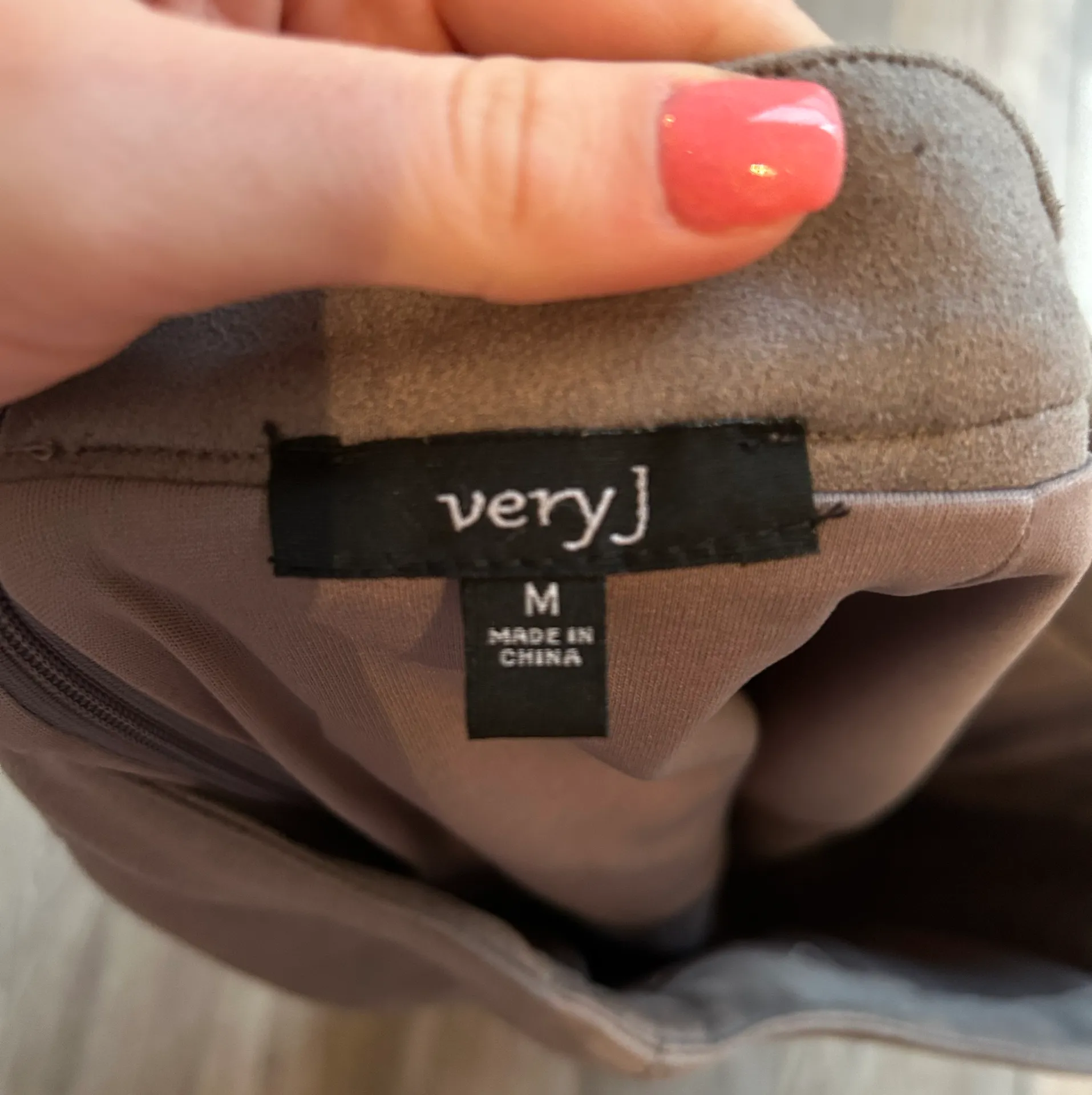 Boutique Grey Mini Skirt - Image 3