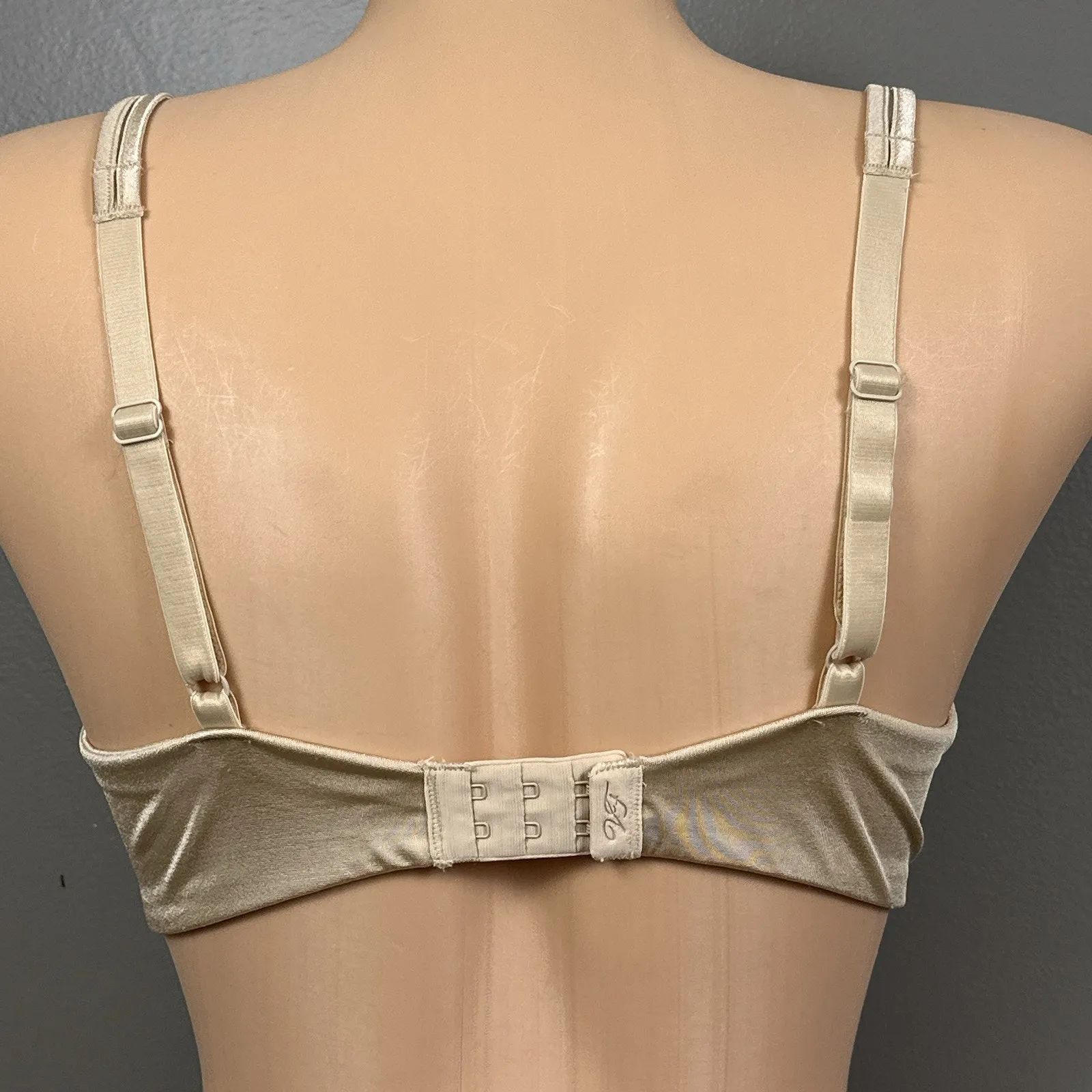 Vanity Fair Body Sculpt Contour Underwire Size 36C 75222 Lined Beige Smoothing - Image 4