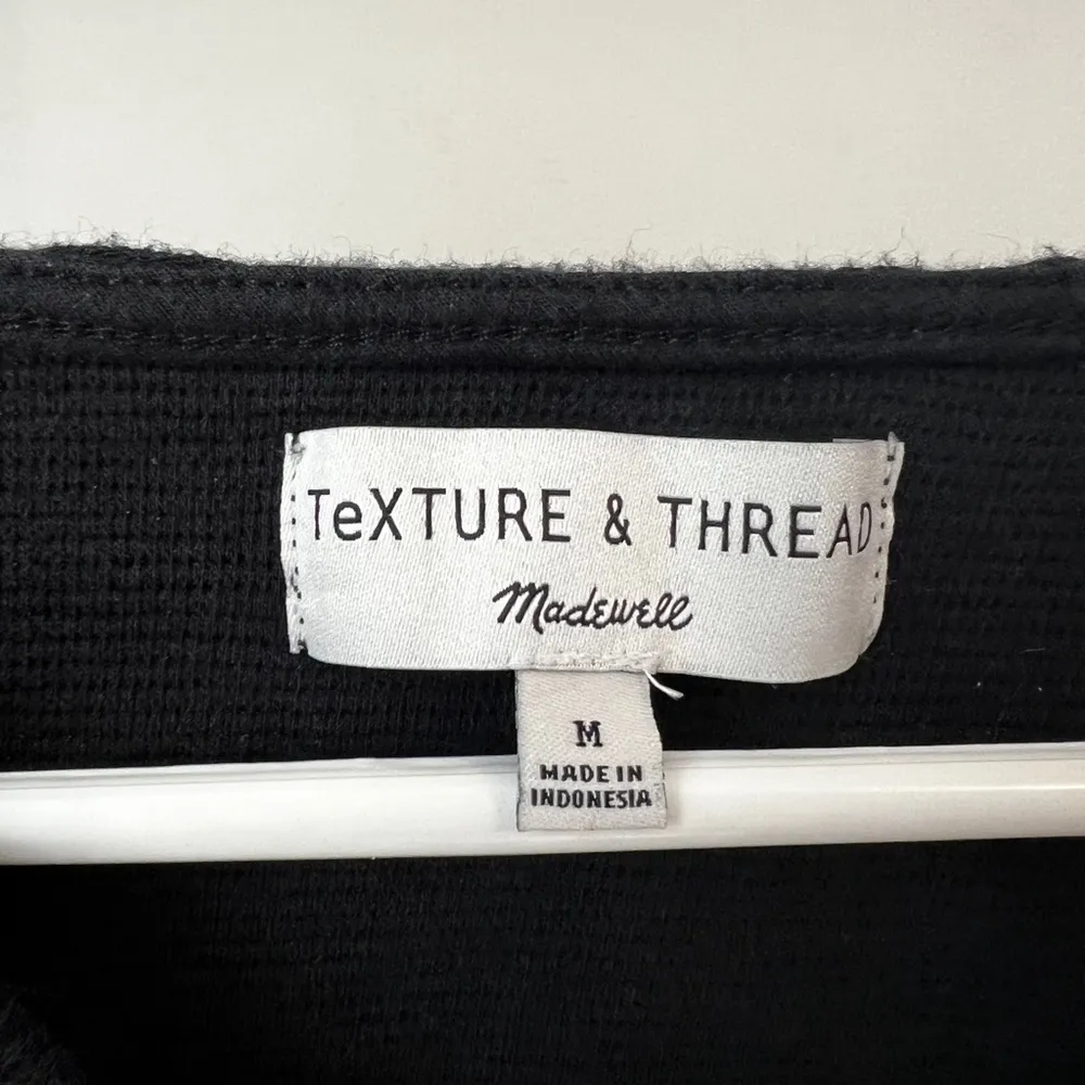 Madewell Textured Tie-Front Top Black V Neck 3/4 Sleeve - Image 3