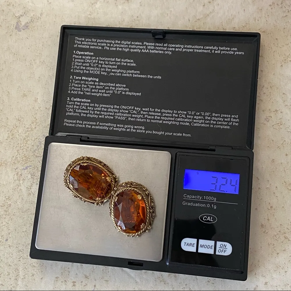 Vintage Signed PAT PEND Large Amber Clip Earrings - Image 13