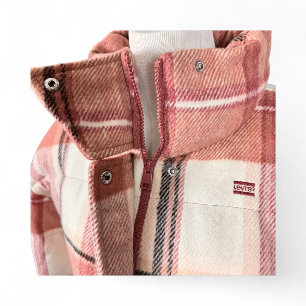 Levi's Winter Plaid Coat Jacket M Quilted Pink White Cabincore Flannel  Zip Snap - Image 4