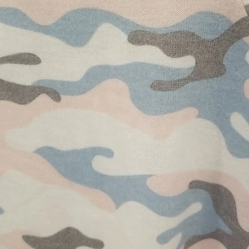 💕PJ SALVAGE💕 Long Sleeve Printed Raglan Top Camo - Image 5