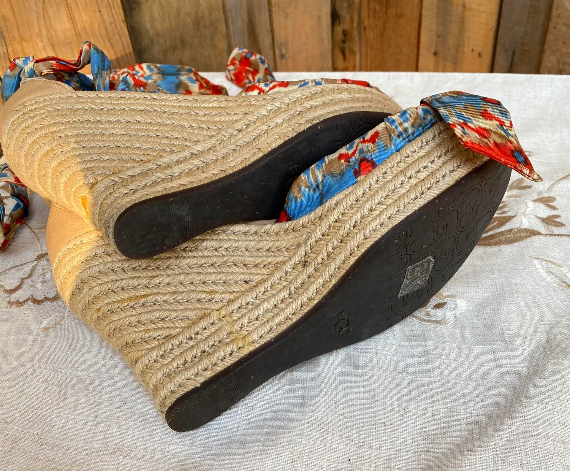 UGG Lucianna Wedge Platform 9 - Image 8