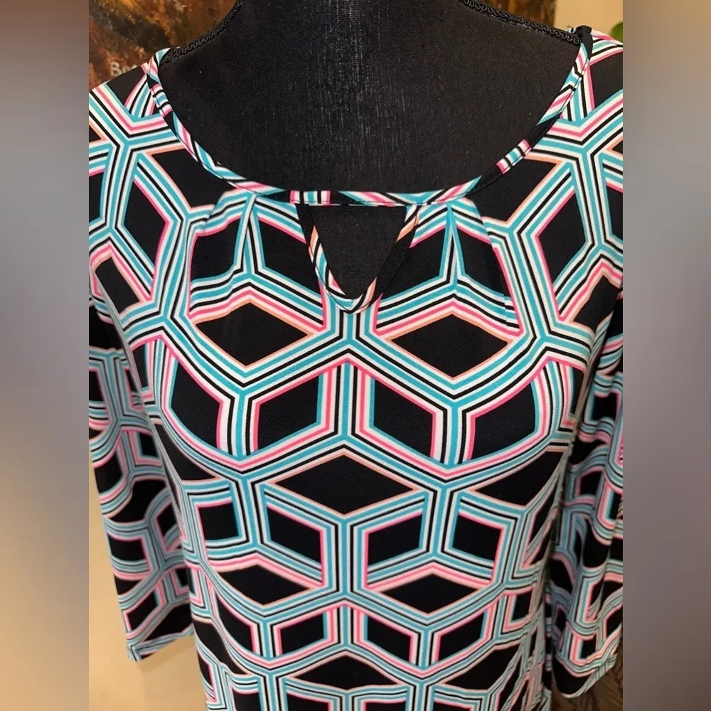 EUC KAARI BLUE MIDI DRESS geometric fabric style long sleeve peekaboo window - Image 5