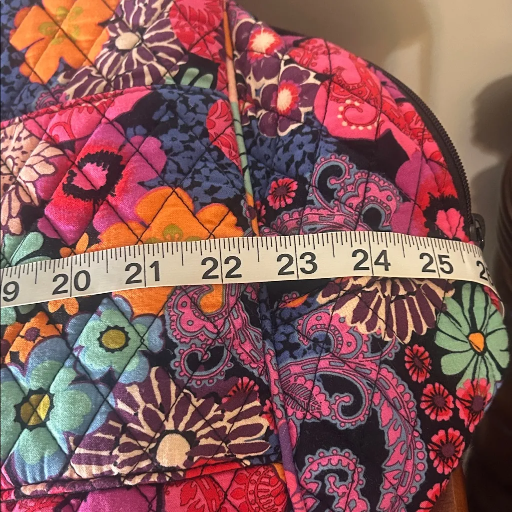 Vera Bradley Floral Fiesta LARGE Travel Weekender Bag, Soft Suitcase - Image 13