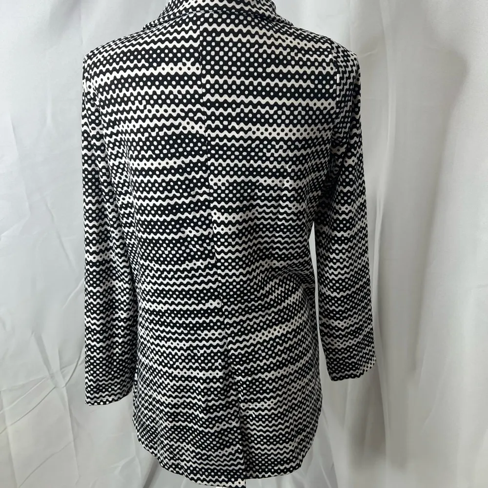 Lularoe Gwen Jacket size small - Image 7