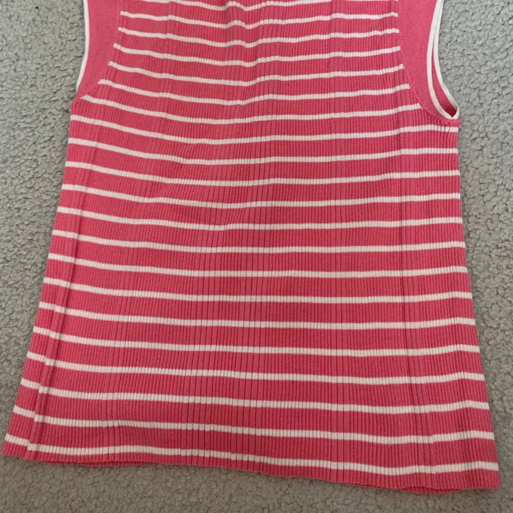 Tommy Hilfiger  button up tank top - Image 3