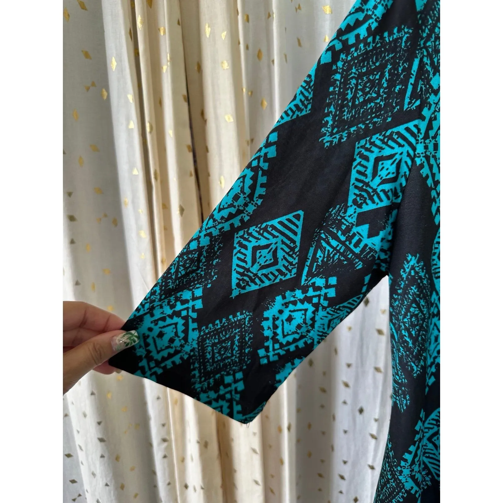 Iolani Women's Hawaiian Polynesian Tribal Flowy Silky Handkerchief Hem Top S Black - Image 3