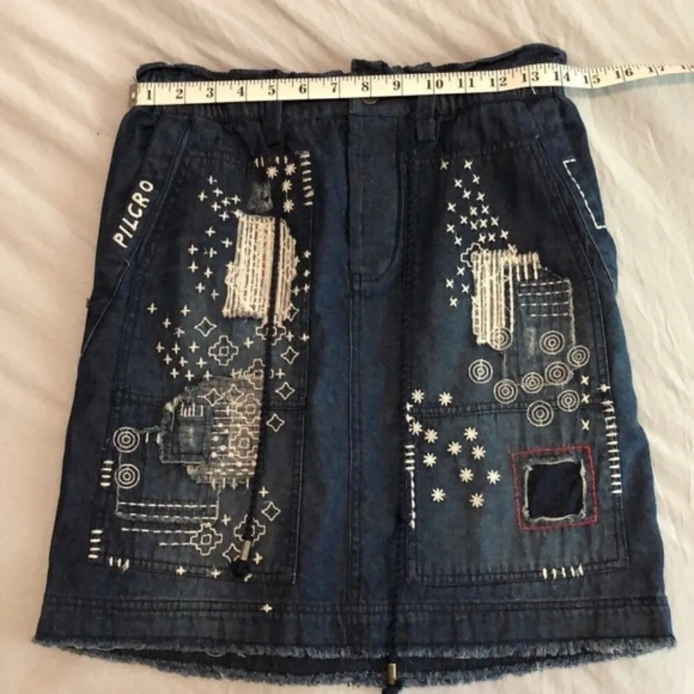 Anthropologie PILCRO Patchwork NWT Denim Mini Skirt size XS - Image 4