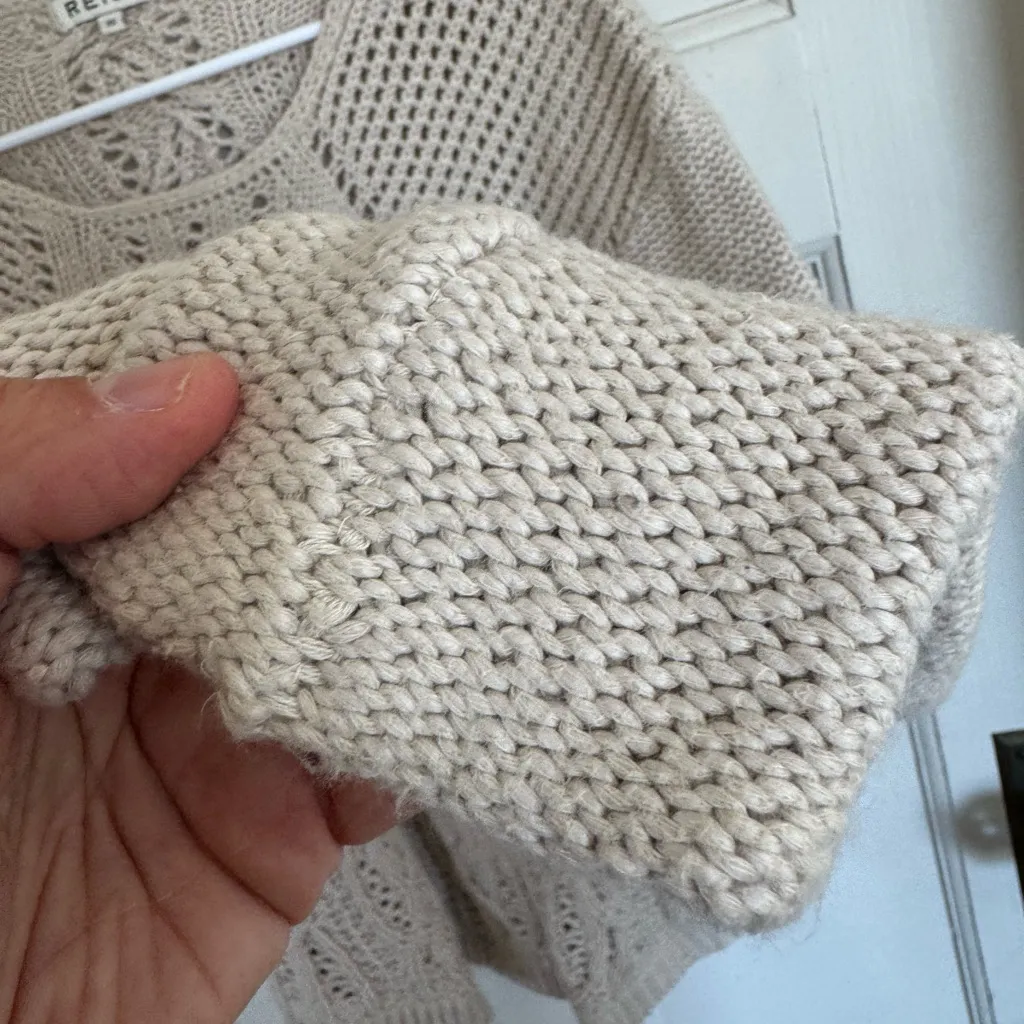 Reiss cream cable knit sweater size xs - Image 12