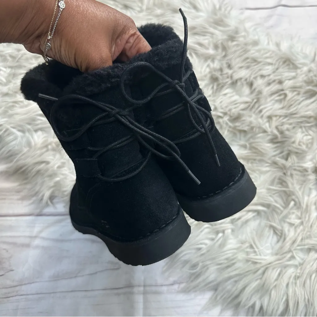 UGG Naiyah Black‎ Leather Suede Boot Size 8 - Image 5