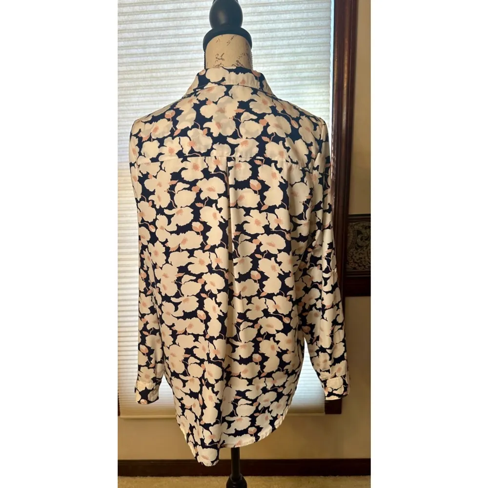 Anthropologie Skies Are Blue Large Floral Longsleeve Blouse w Roll Tab Sleeves - Image 10