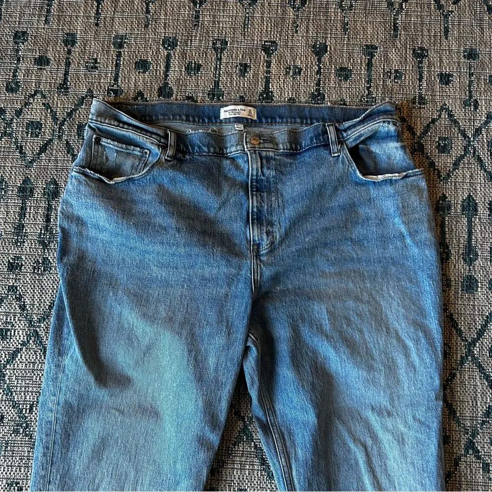 Abercrombie & Fitch 90s Straight Ultra High Rise Curve Love Size 35 , 20 Short - Image 5