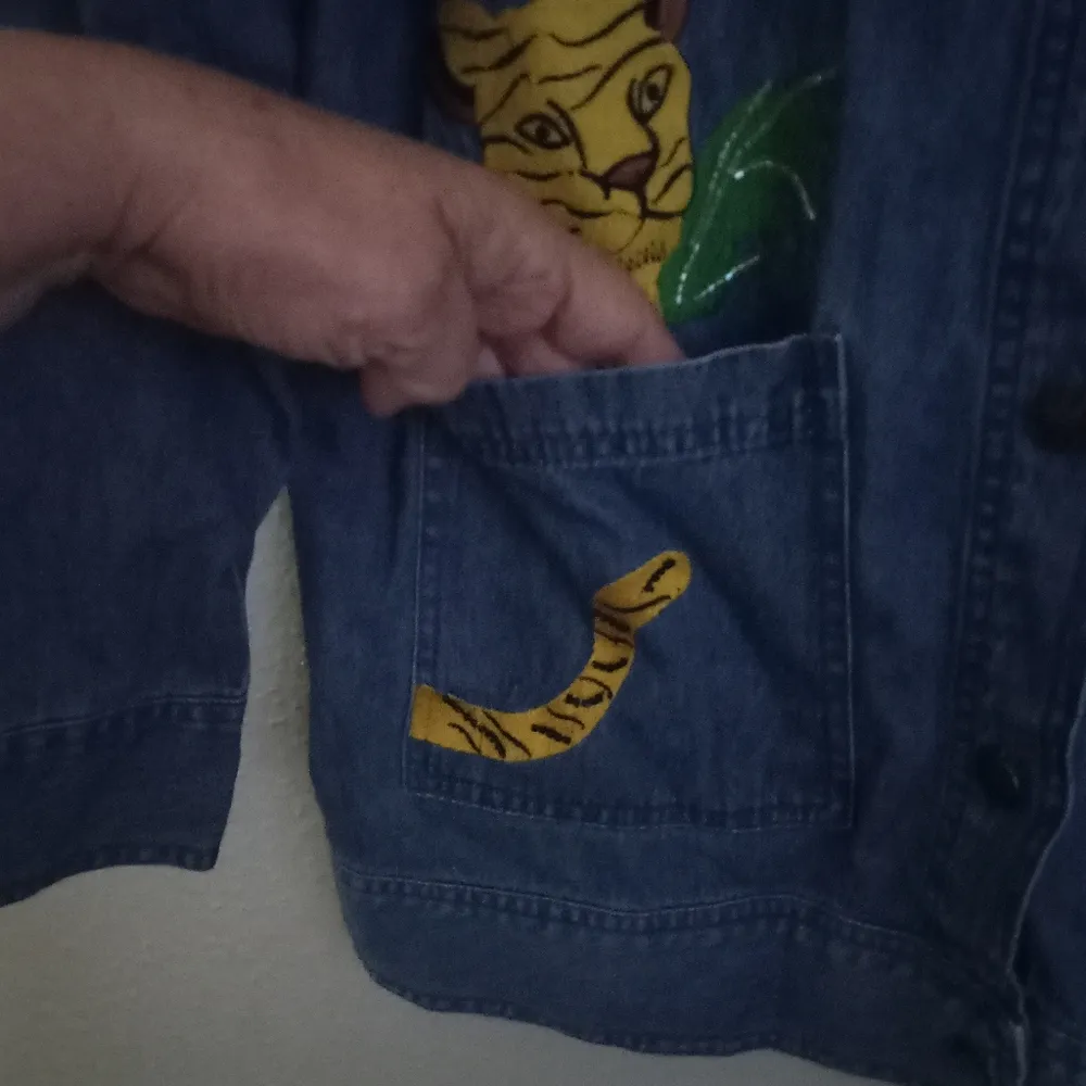 Quacker Factory M Wild Animal Denim Jungle Zoo Embroidered Casual Jacket Blue Size M - Image 9