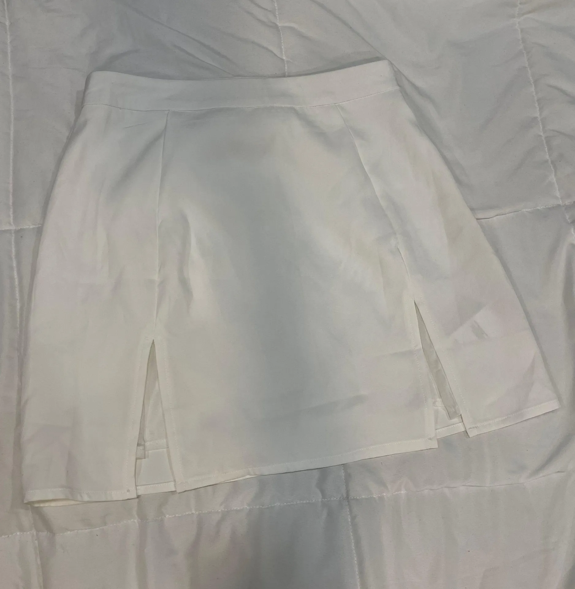 Missguided PETITE WHITE SLIT MINI SKIRT - Image 2