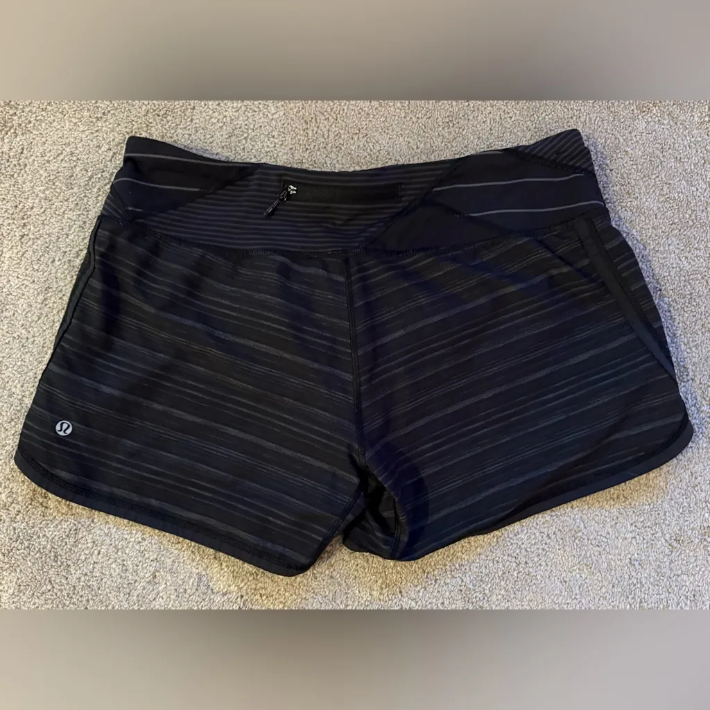 Lululemon Groovy Run Short Wee Are From Space Quilt Black Size 12 Rare Unicorn - Image 9
