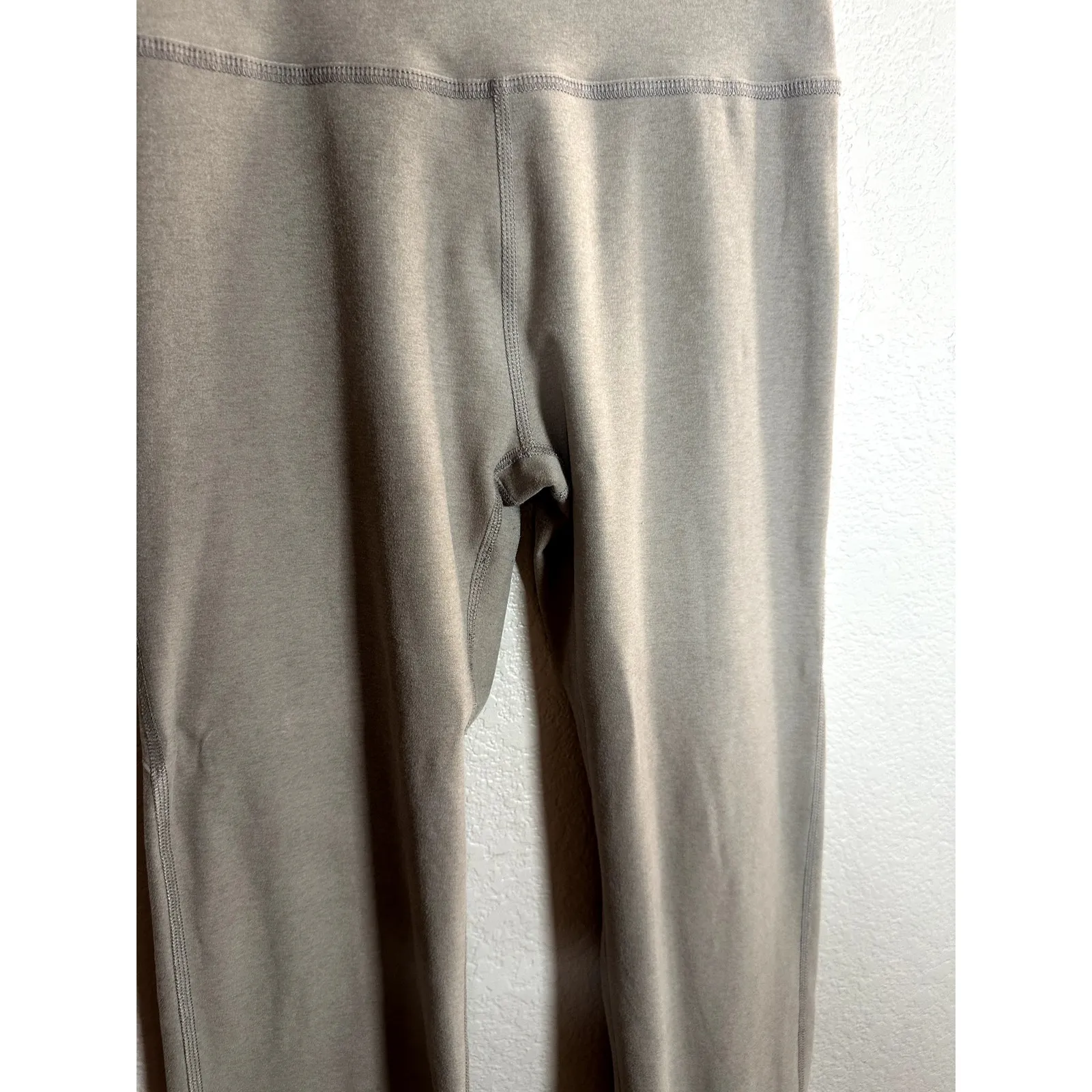 Beyond Yoga Cream Yoga Pants Size Large - Image 3