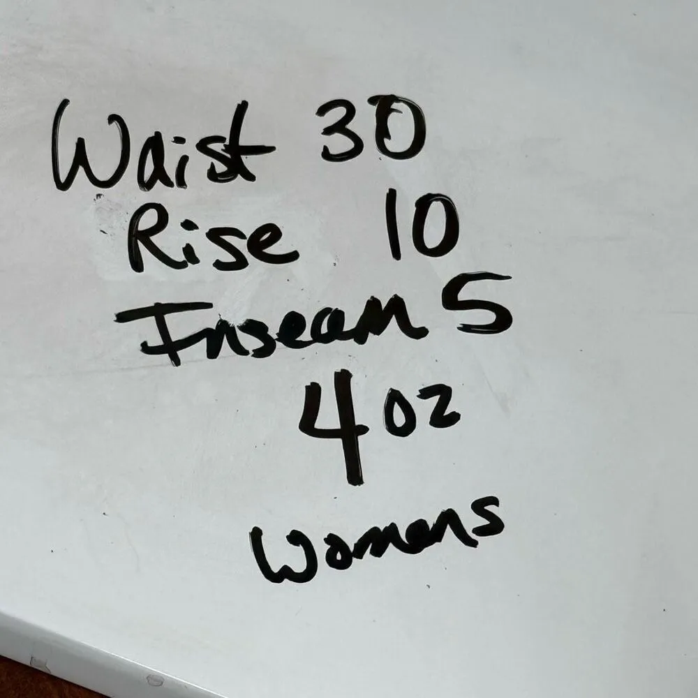 Nike Dri Fit Women's Short Size Small - Image 2