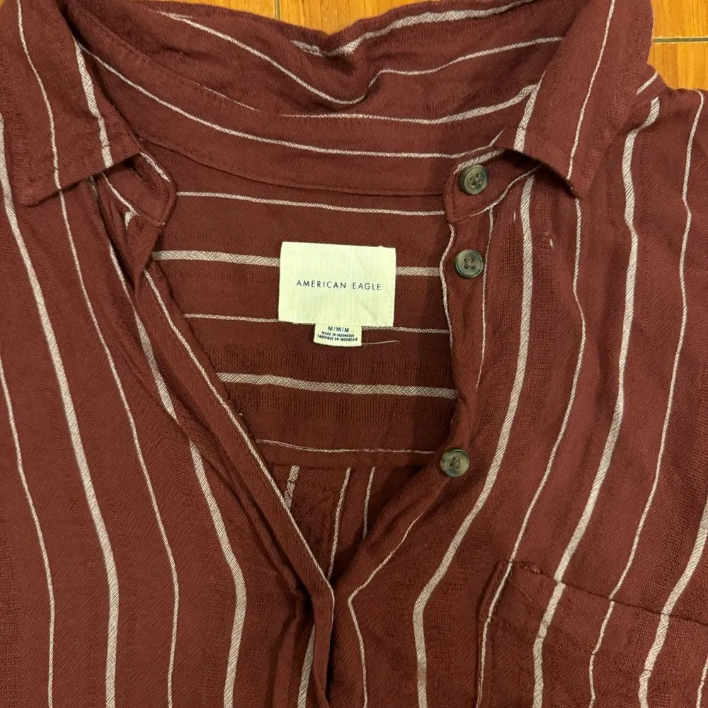 American Eagle Outfitters Long Sleeve Shirt Maroon Stripes Medium - Image 3