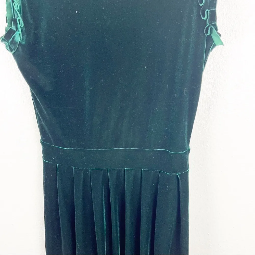 DESIR COUTURE Emerald Green Velvet Side Split Pleated Waist Maxi Dress Small - Image 13
