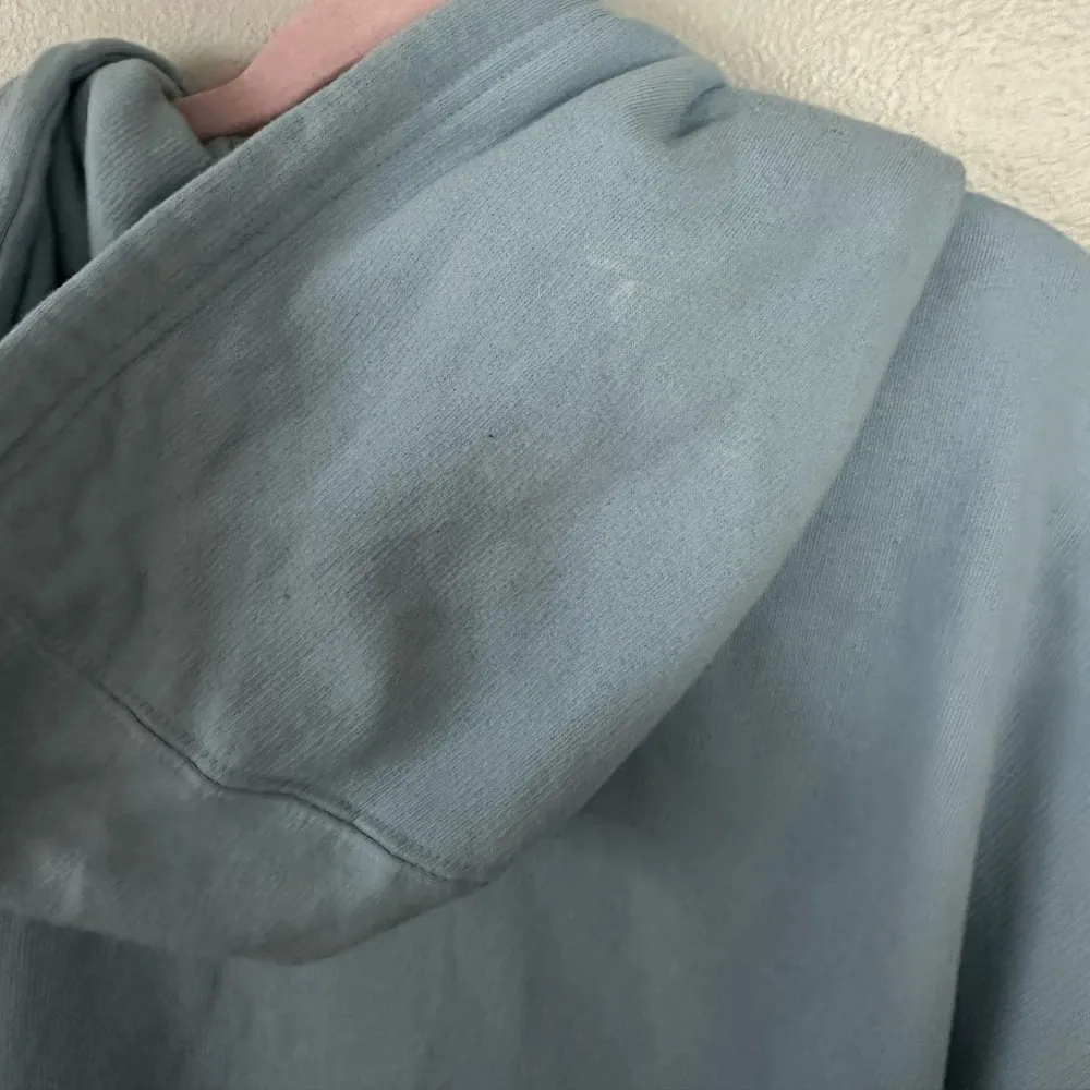 Taylor Cameron “The Bachelor” Fanjoy Pizza Photograph Blue Hoodie Size M - Image 6