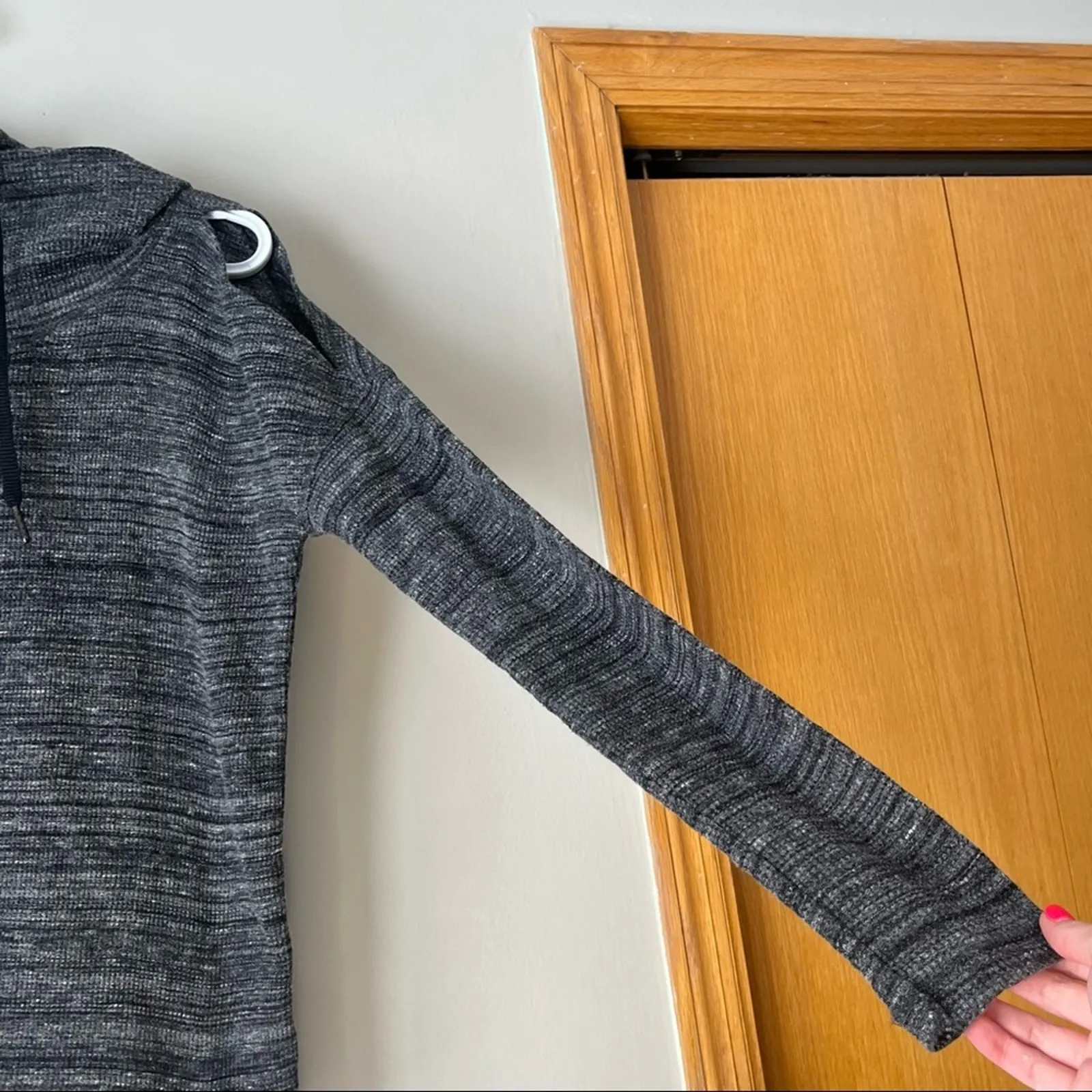 Calvin Klein Performance Hooded Gray Sweatshirt Size XS - Image 7