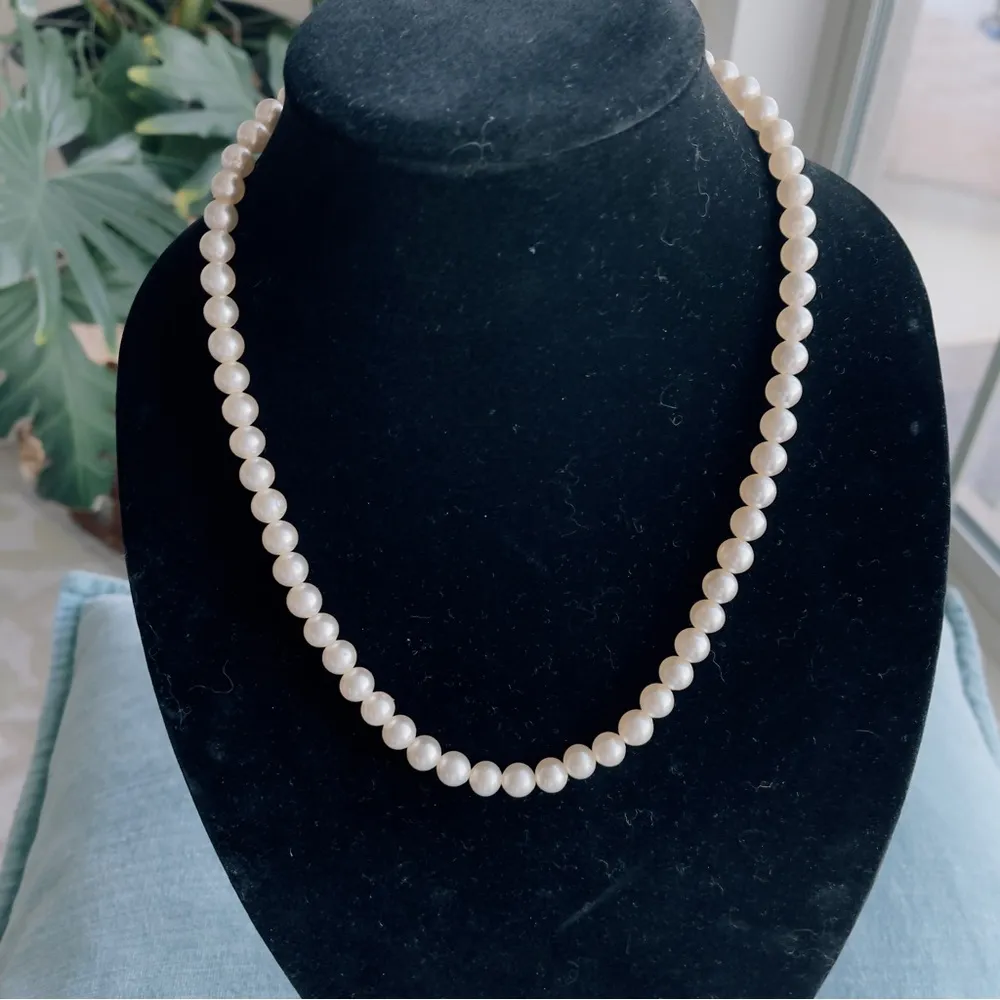2 pc Vintage Marvella artificial Pearl Necklace - Image 2
