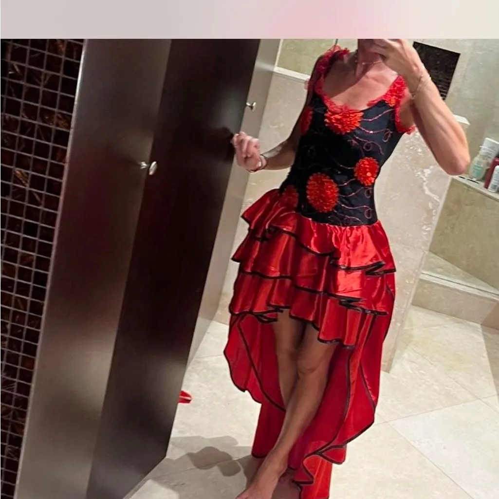Halloween elegant Red and Black Ruffled Dress Size 0 - Image 2