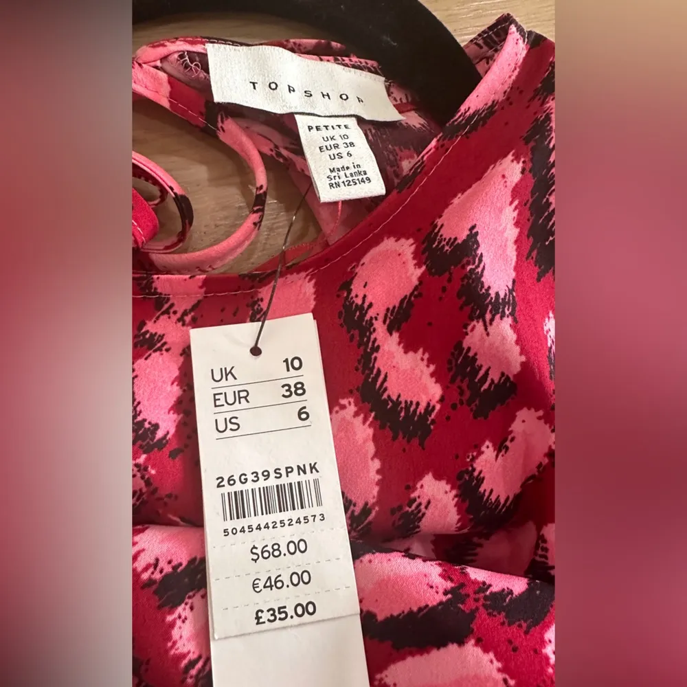 Topshop open back animal print dress pink red black size 6 NWT - Image 3