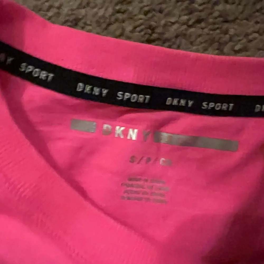 NWT Dkny sport pink top small - Image 10