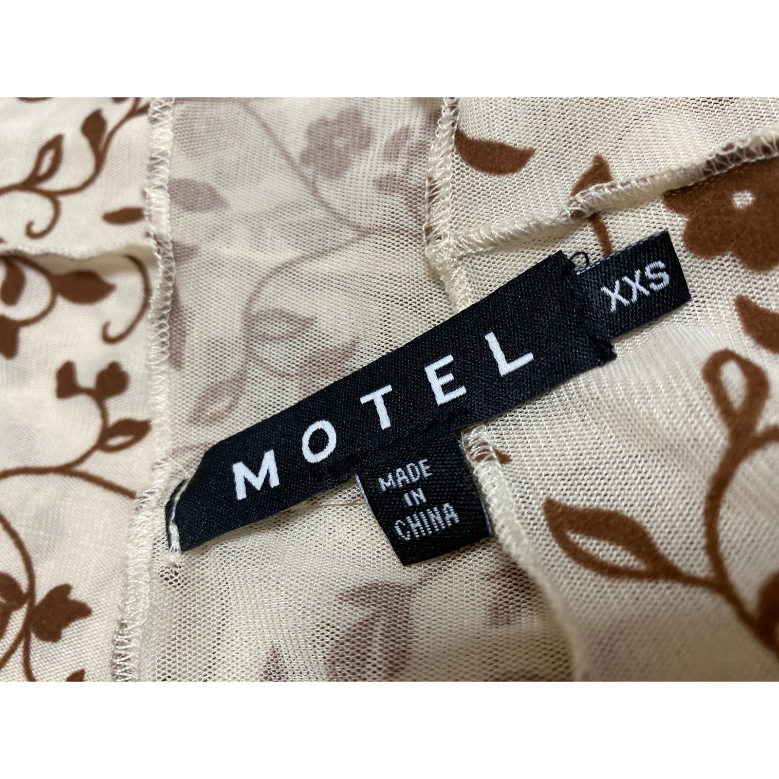 Motel Womens Cream Brown Flock Detail Floral Mesh Long Sleeve Crop Shirt Top XXS - Image 4