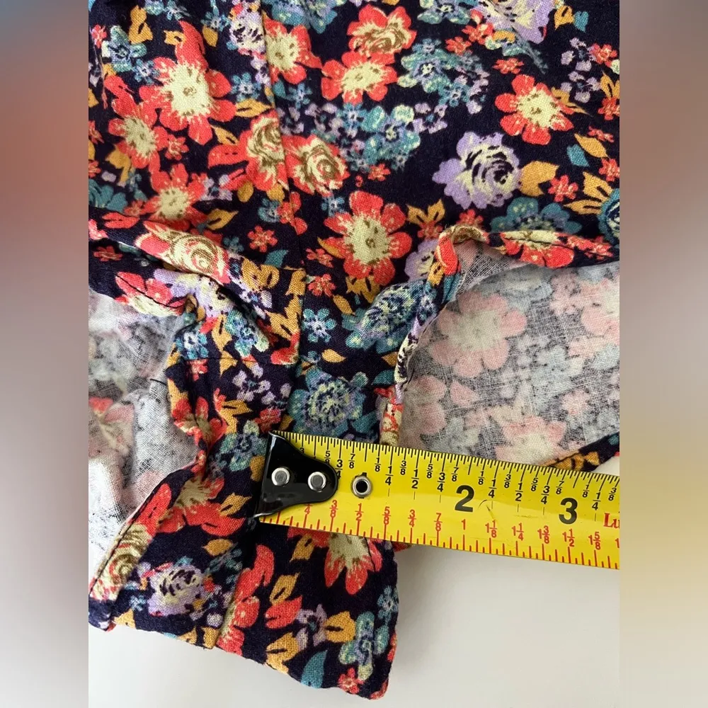 Free People Show Me Love Linen blend floral print romper smocked ruffle XS - Image 11