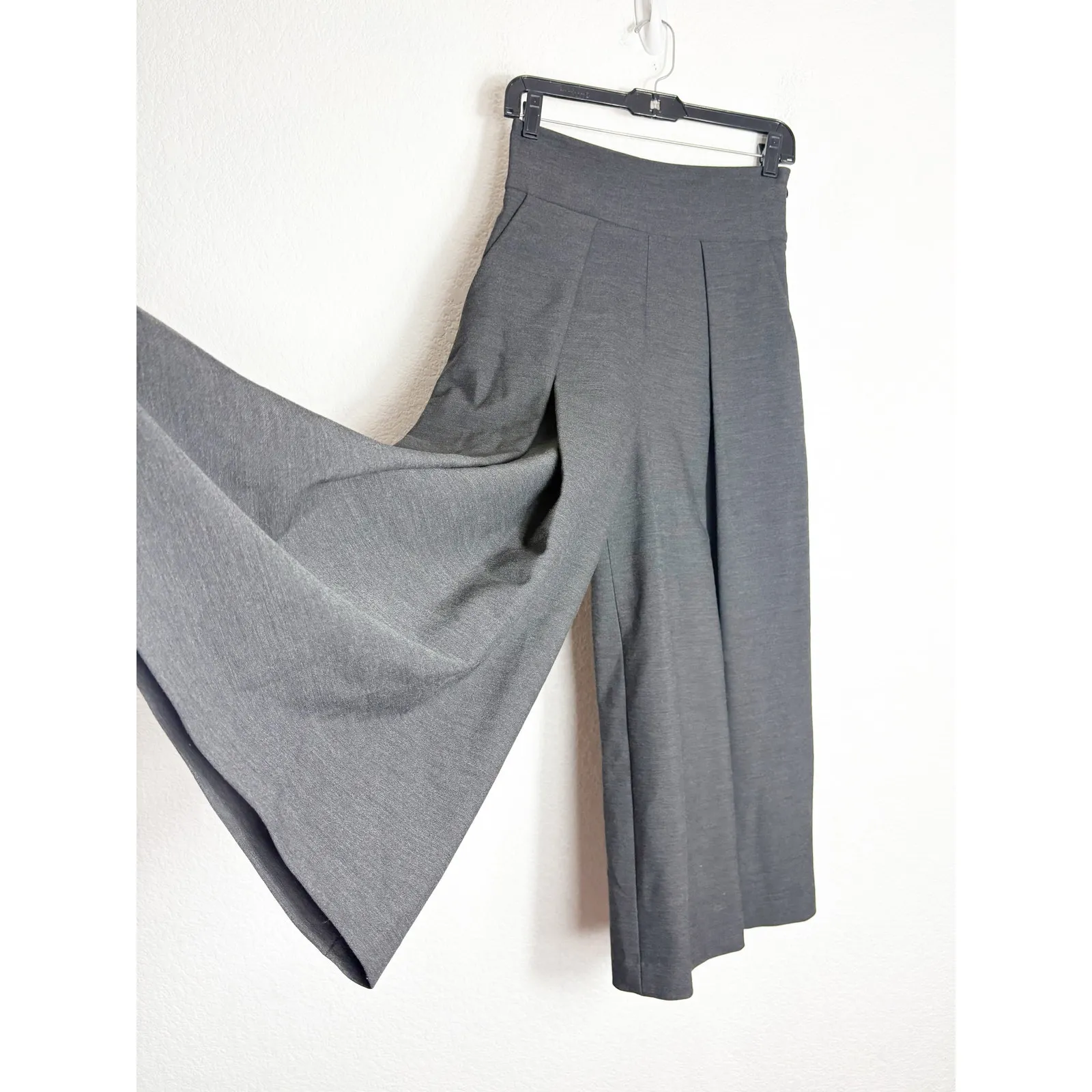 Milly Italian Cady Culotte Pants Size 2 Gray High Rise Minimalist Long Short - Image 10