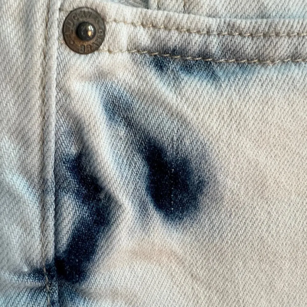 Lucky Brand The Cutoff bleached raw hem denim jeans shorts Size 6/28 - Image 6