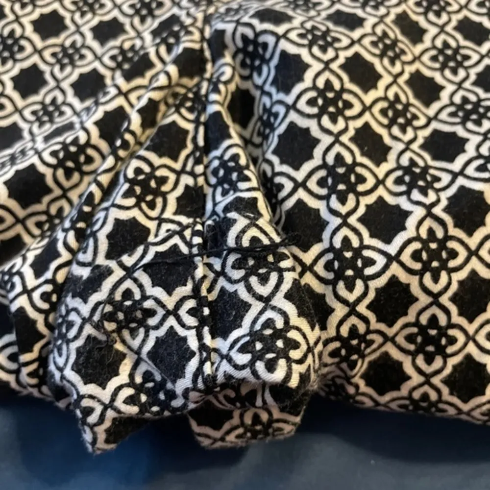 Zac and Rachel Black and White Print Cotton Capris Size 12 Vacation Resort Beach - Image 5