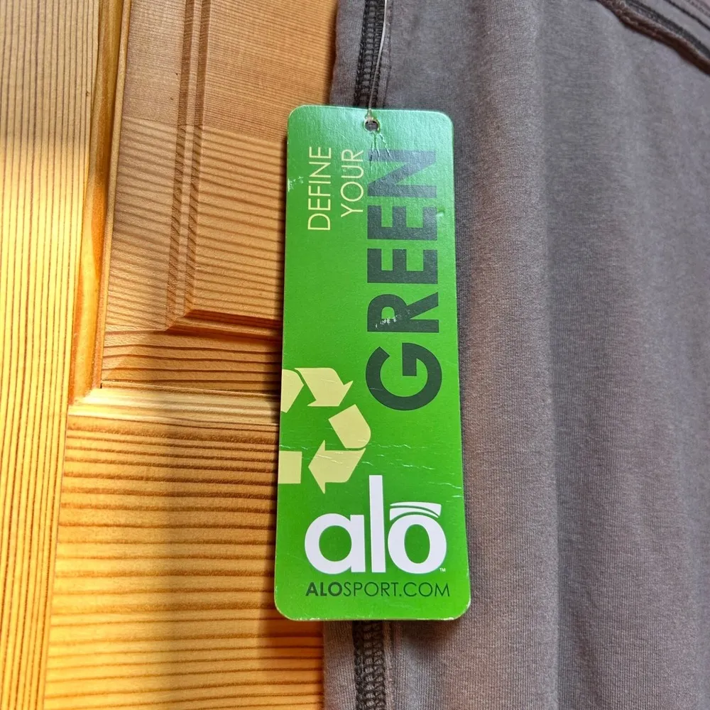 NWT ALO Yoga Pants Granite/Gray Wide Leg Bamboo Joggers Sweatpants Loungewear XL - Image 3