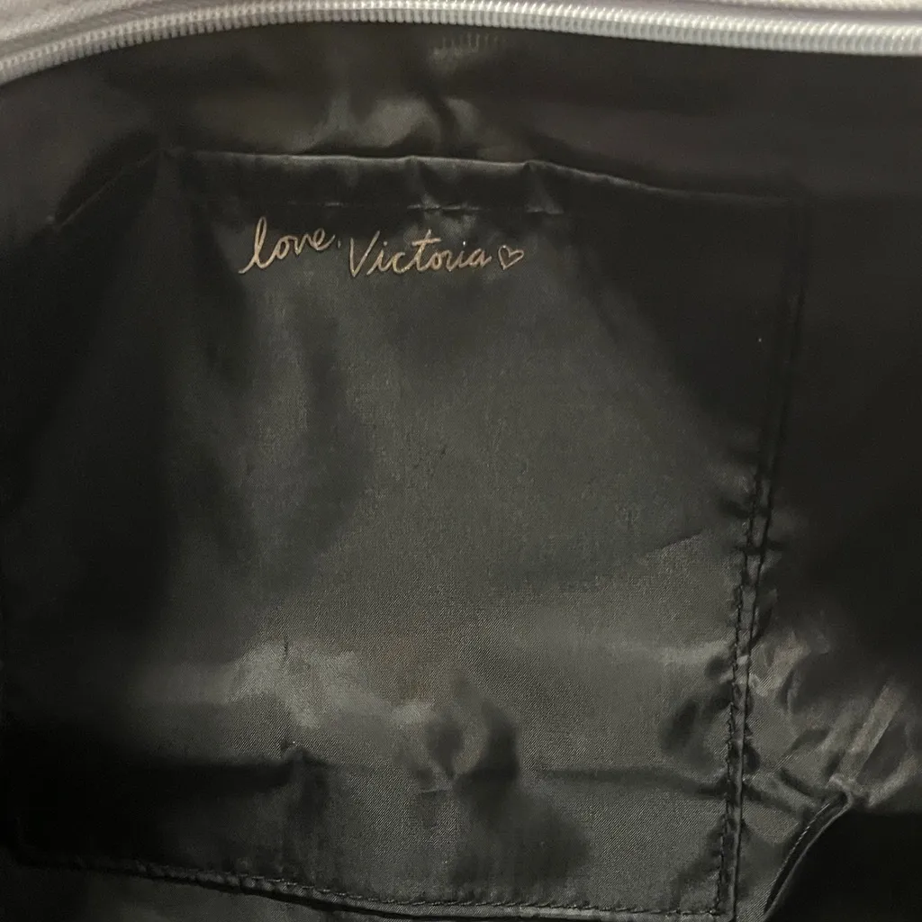 Victoria's Secret 2018 Limited Edition Striped Tote Weekender Beach Bag! NWOT - Image 8