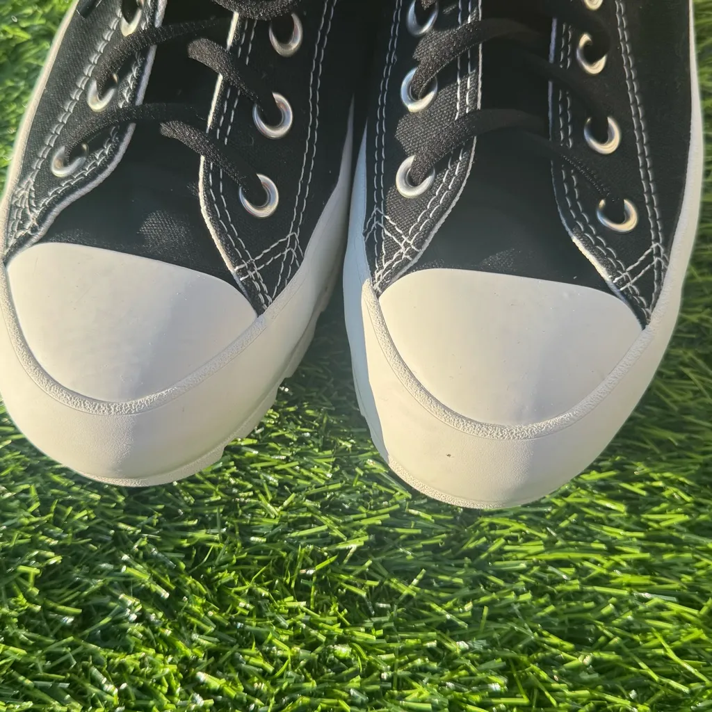 WMNS CHUCK TAYLOR ALL STAR LUGGED HIGH 'IT'S OKAY TO WANDER - BLACK' SIZE 9 - Image 6