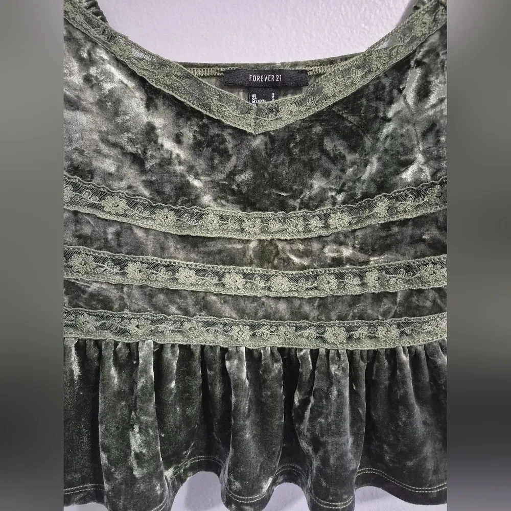 Forever 21 Babydoll Y2K edgy romantic girly core coquette Crush Velvet Top Small - Image 2