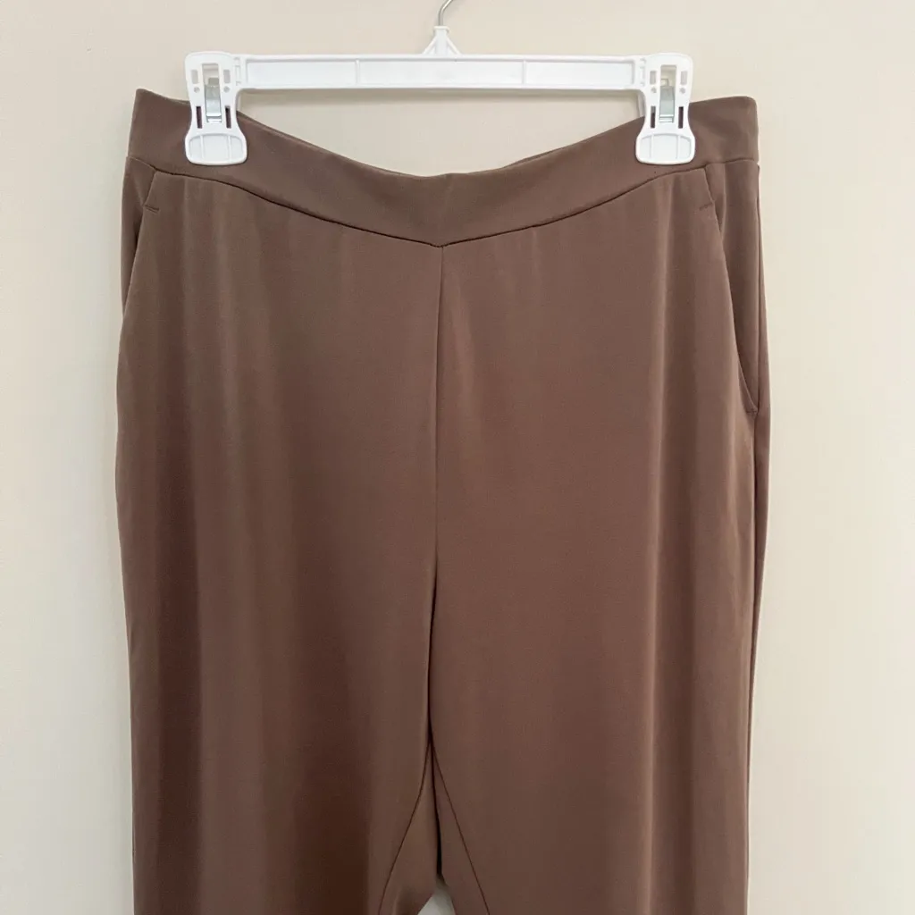 SUSAN GRAVER Liquid Knit Straight Leg Pants w Button Tab Brown Women’s Small - Image 3