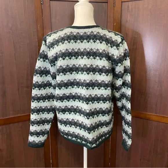 Vintage Karen Scott Pure Wool Fair‎ Isle Cardigan Sweater Large - Image 2