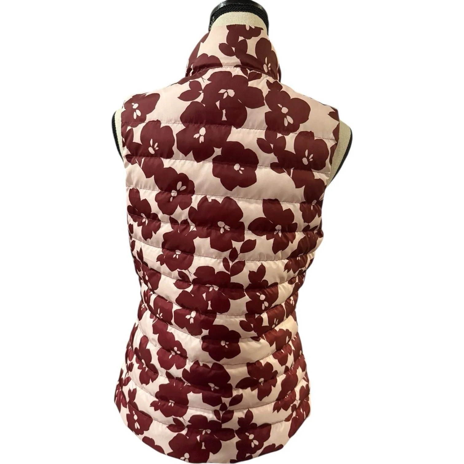 G/FORE Womens Floral Hybrid Quilted Full Zip Vest Pink/4Blush MED Golf Winter Pink - Image 7