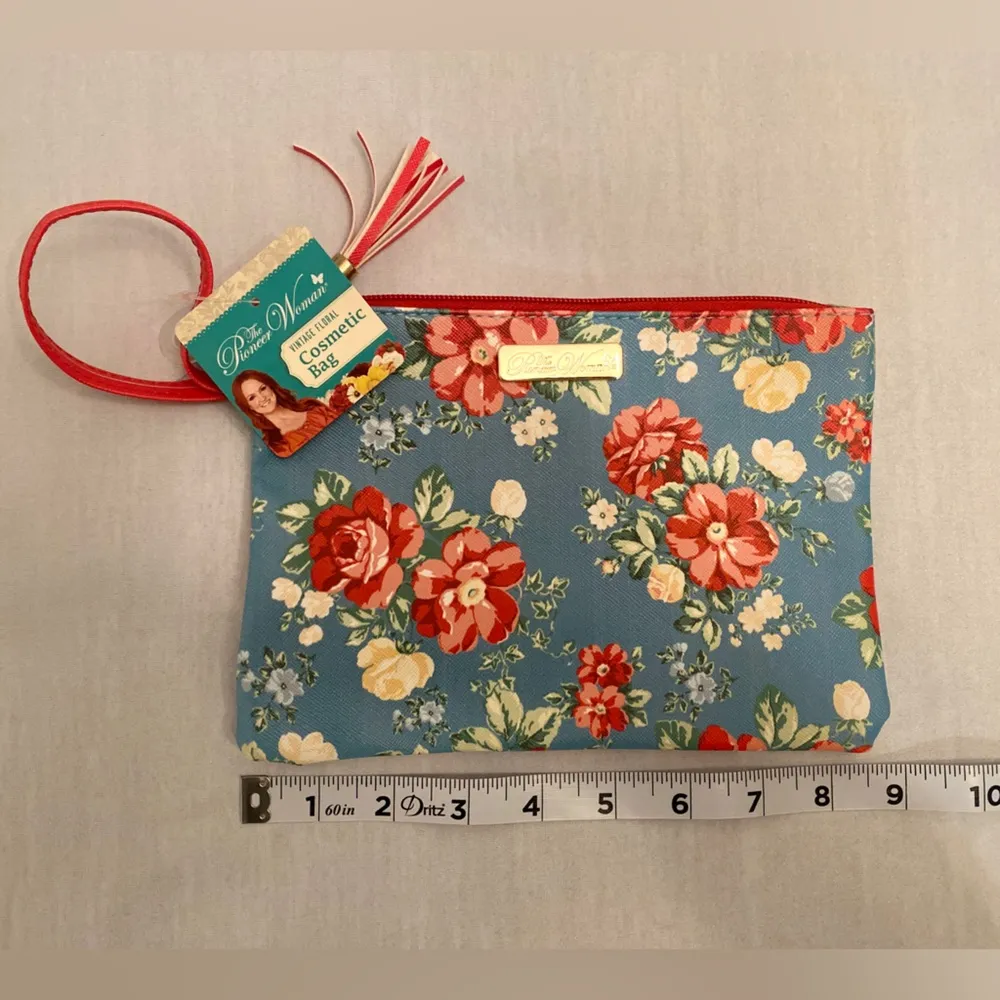 The Pioneer Woman Vintage‎ Floral Cosmetic Bag - Image 2