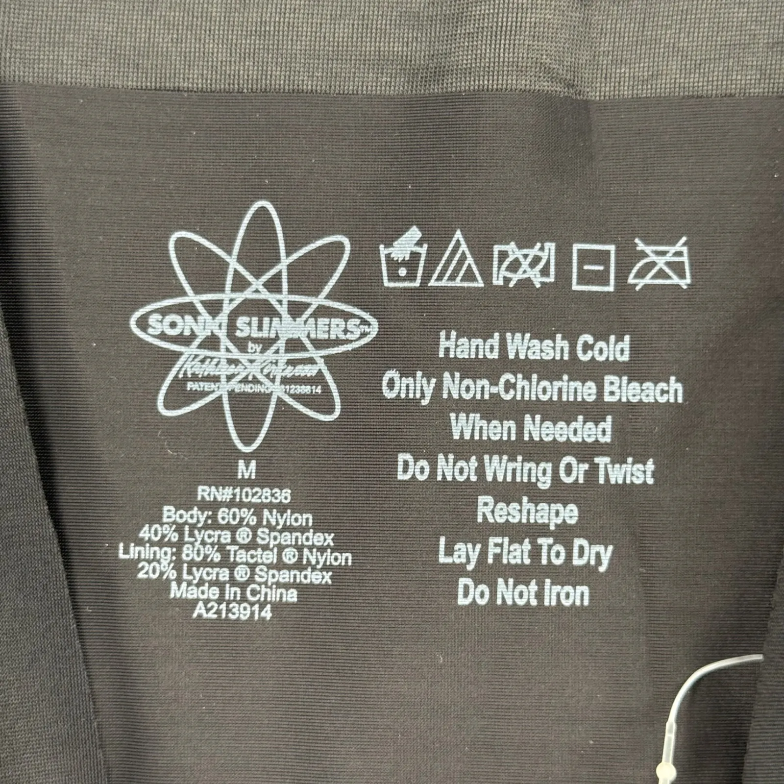 Sonic Slimmers by Kathleen Kirkwood Tank Top M Black V - Image 6