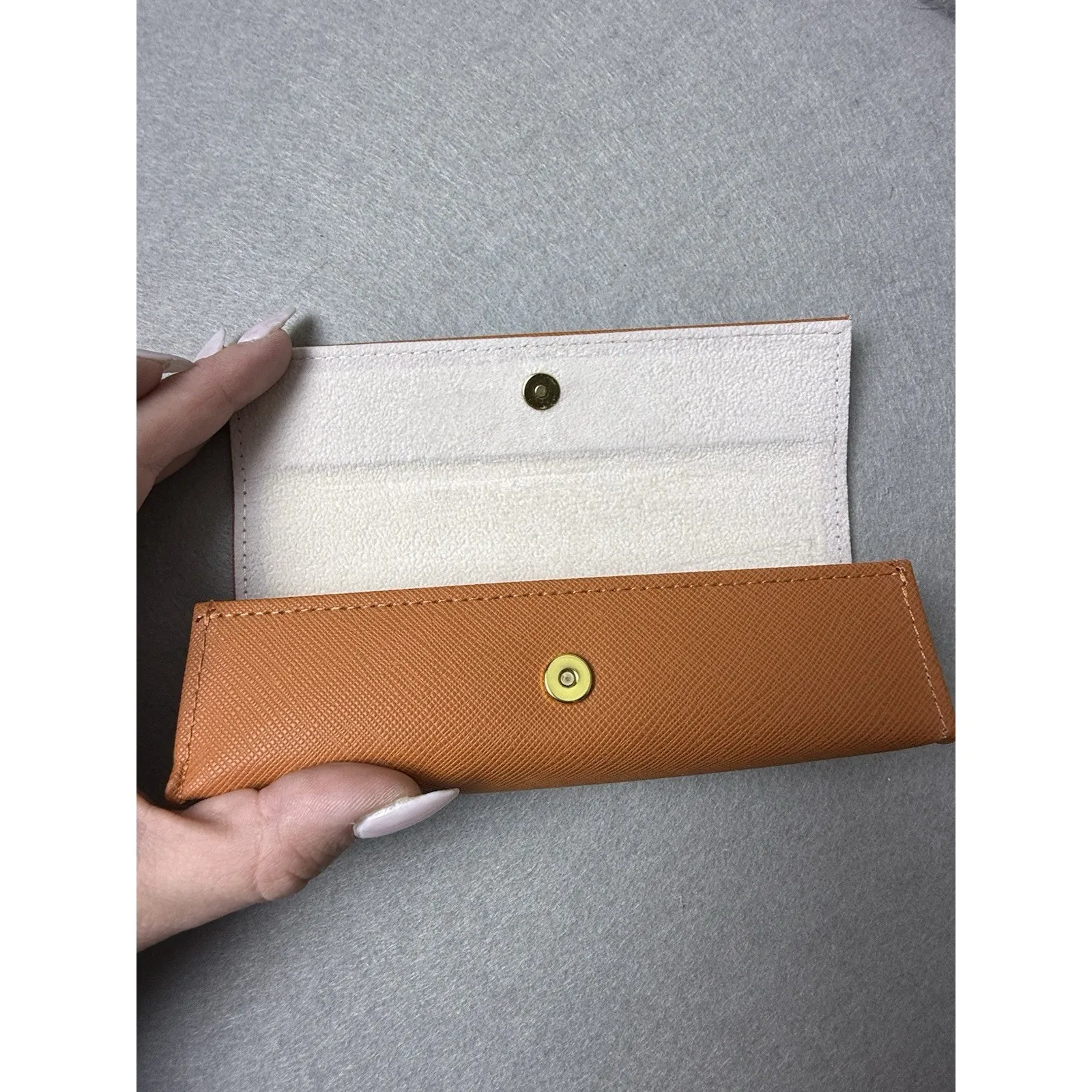 Tory Burch Eyeglasses Case Faux Leather Textured Orange Soft Case Small - Image 7